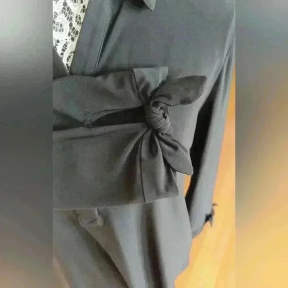 Anne Klein Black Top Medium Gold Button Front Detail with Cute  Knotted Sleeves - Picture 3 of 10